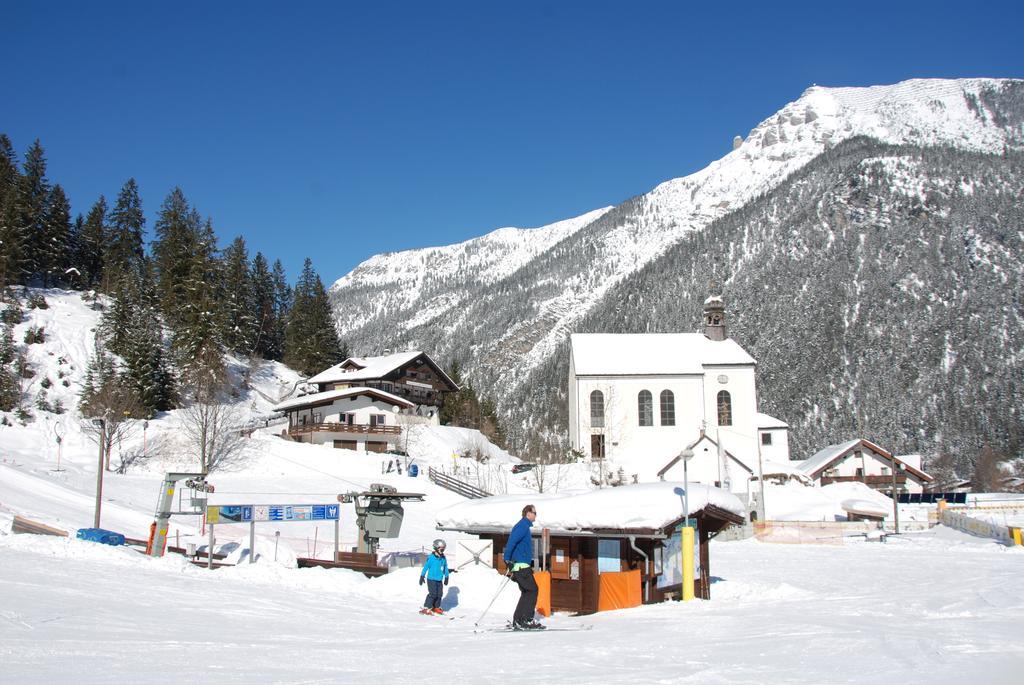 Ferienwohnung Pension Tirol Бихлбах Екстериор снимка