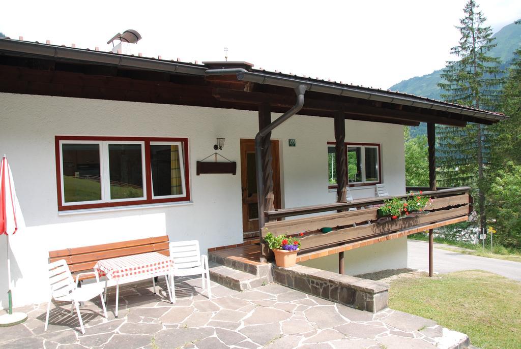 Ferienwohnung Pension Tirol Бихлбах Стая снимка