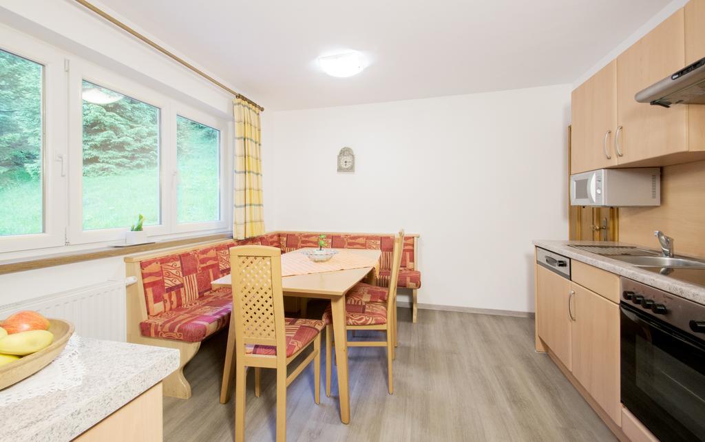Ferienwohnung Pension Tirol Бихлбах Екстериор снимка