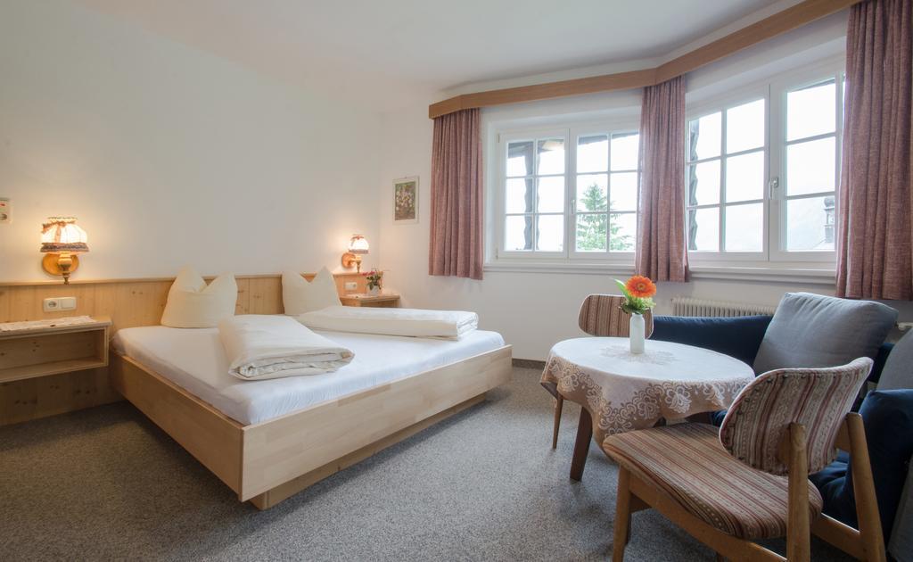 Ferienwohnung Pension Tirol Бихлбах Екстериор снимка
