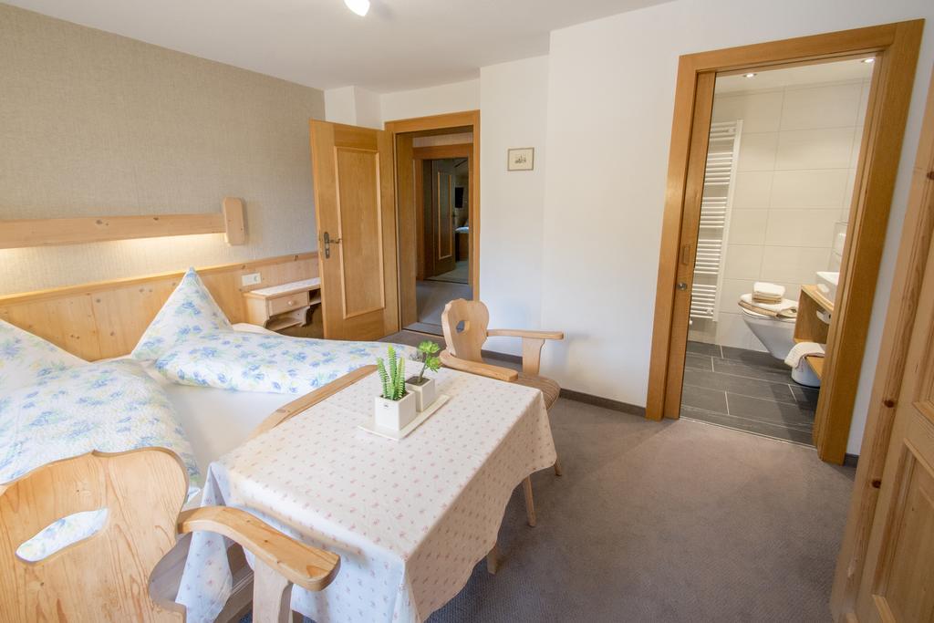 Ferienwohnung Pension Tirol Бихлбах Екстериор снимка