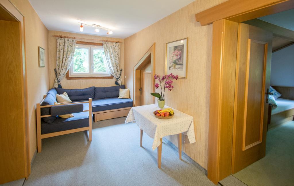 Ferienwohnung Pension Tirol Бихлбах Екстериор снимка